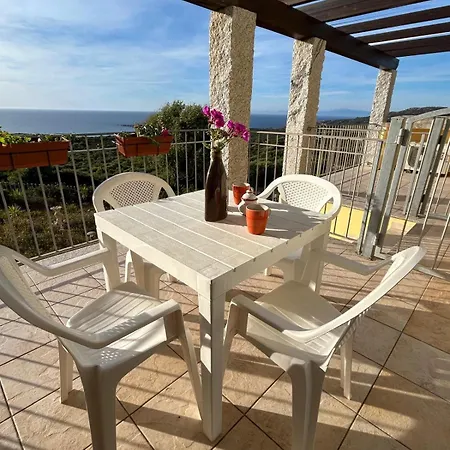 Isola Rossa Vista Mozzafiato Sul Mare *