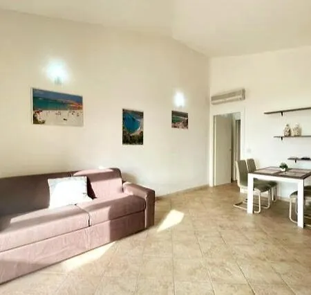 Isola Rossa Vista Mozzafiato Sul Mare דירה