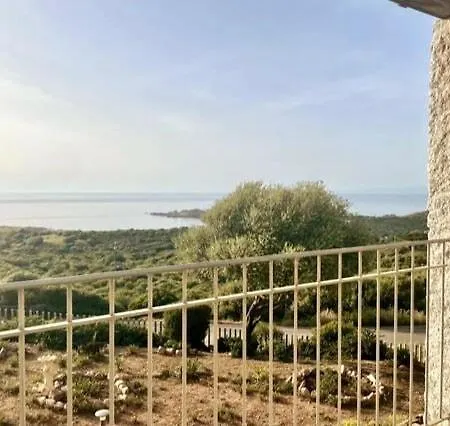 Διαμέρισμα Isola Rossa Vista Mozzafiato Sul Mare *