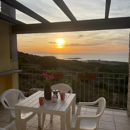 Isola Rossa Vista Mozzafiato Sul Mare Apartment Cascabraga