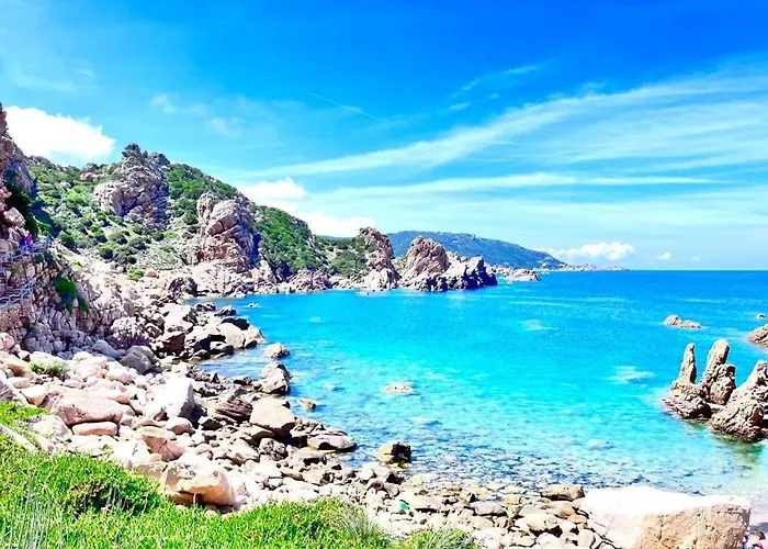Isola Rossa Vista Mozzafiato Sul Mare